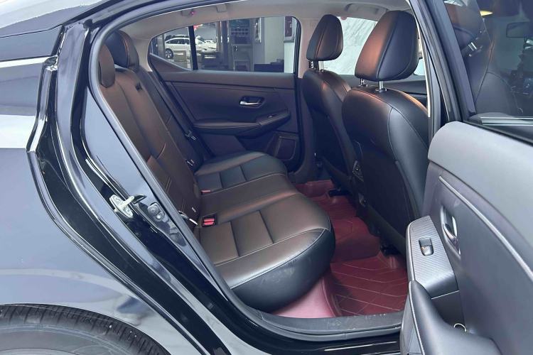 Used Nissan Sylphy 2023 1.6L CVT Enjoyment Edition Interior 4