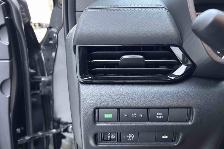 Used Nissan Sylphy 2023 1.6L CVT Enjoyment Edition Interior 6