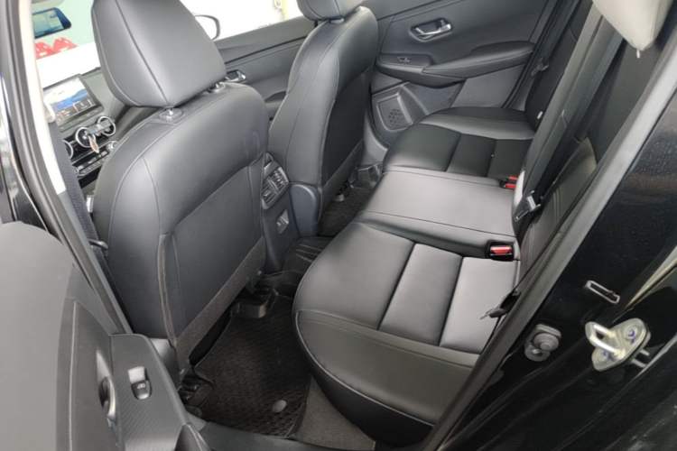Used Nissan Sylphy 2023 Revised Version 1.6L CVT Intelligent Driving Edition Left Rear Seat