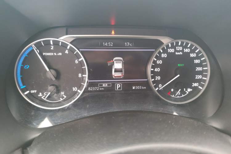 Used Nissan Sylphy 2023 Super Hybrid Electric Drive All-Electric Drive with Large Screen Version Odometer Close Up