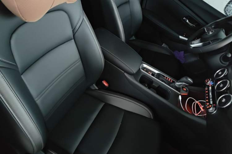 Used Nissan Sylphy 2023 Revised 1.6L CVT Enjoyment Edition Right Front Seat