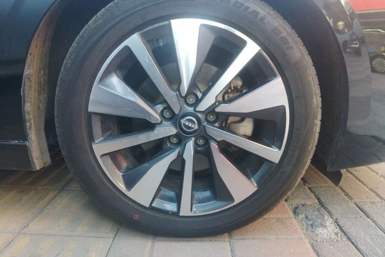 Used Nissan Sylphy 2023 Super Hybrid Electric Drive Super Smart Connectivity Plus Right Front Wheel Hub