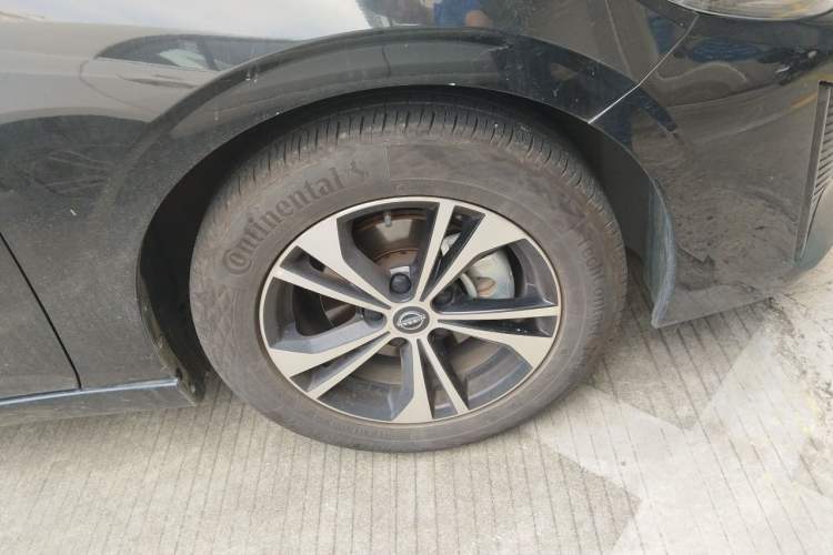 Used Nissan Sylphy 2023 1.6L CVT Smart Drive Version Right Front Wheel Hub