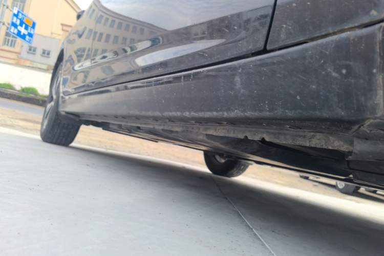 Used Nissan Sylphy 2023 1.6L CVT Enjoyment Edition Right Side Sill