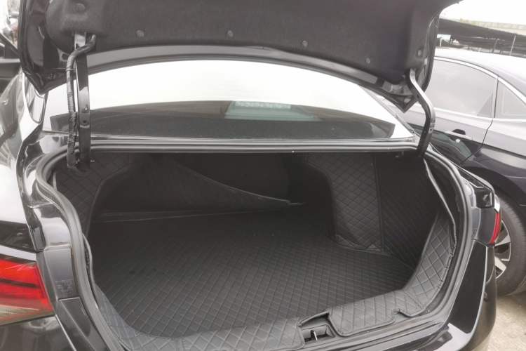 Used Nissan Sylphy 2023 1.6L CVT Enjoyment Edition Trunk