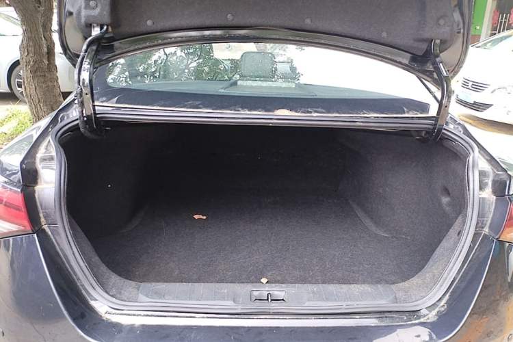 Used Nissan Sylphy 2023 1.6L CVT Enjoyment Edition Trunk