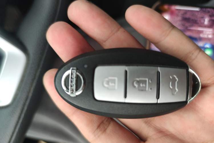 Used Nissan Sylphy 2023 Super Hybrid Electric Drive All-Electric Drive with Large Screen Version Vehicle Key