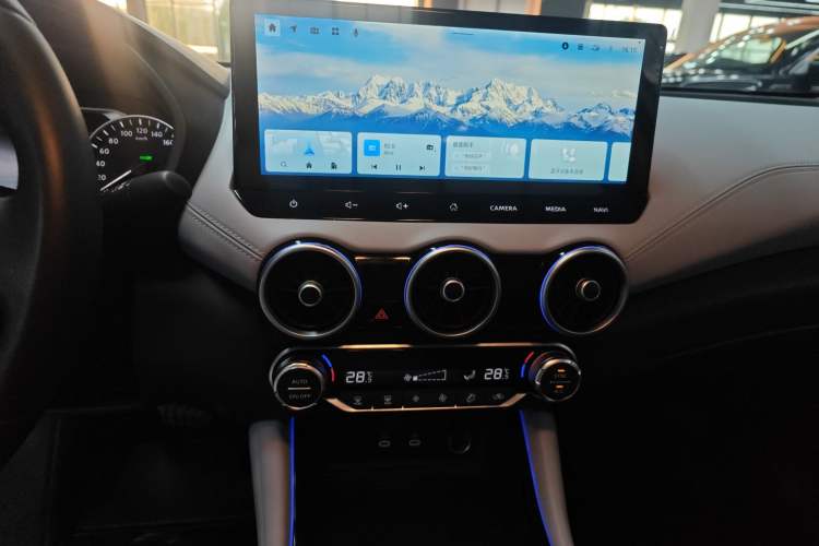 Used Nissan Sylphy 2023 Super Hybrid Electric Drive Ultra-Luxury Model Audio And AC Panel