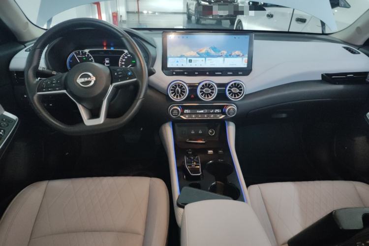 Used Nissan Sylphy 2023 Super Hybrid Electric Drive Ultra-Luxury Model Center Console