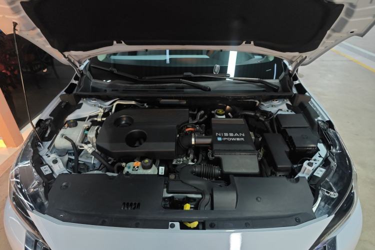 Used Nissan Sylphy 2023 Super Hybrid Electric Drive Ultra-Luxury Model Engine Bay