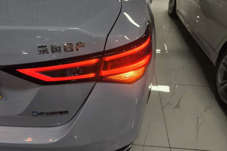 Used Nissan Sylphy 2023 Super Hybrid Electric Drive Ultra-Luxury Model Exterior 6