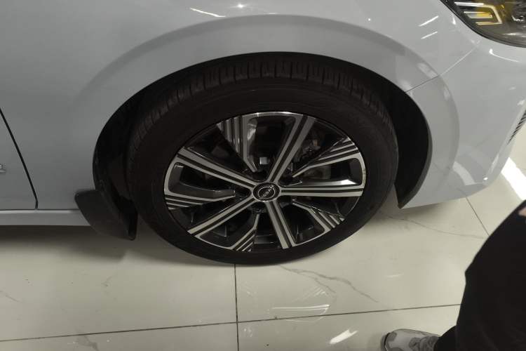 Used Nissan Sylphy 2023 Super Hybrid Electric Drive Ultra-Luxury Model Exterior 7