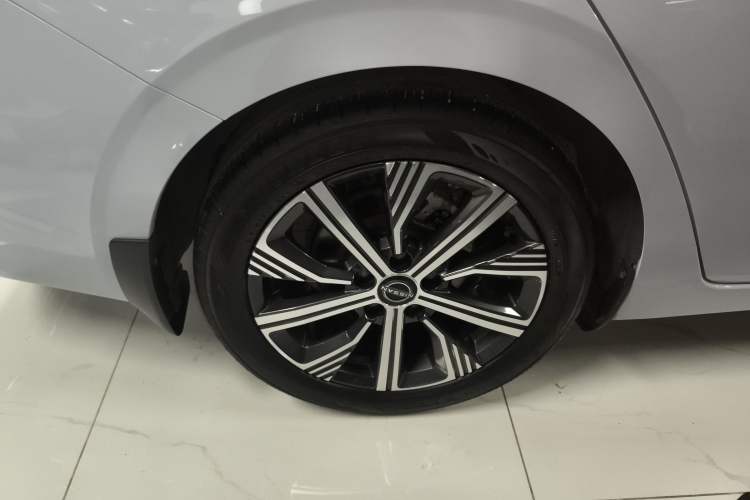 Used Nissan Sylphy 2023 Super Hybrid Electric Drive Ultra-Luxury Model Exterior 8