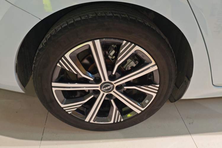 Used Nissan Sylphy 2023 Super Hybrid Electric Drive Ultra-Luxury Model Exterior 8