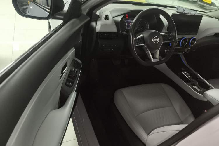 Used Nissan Sylphy 2023 Super Hybrid Electric Drive Ultra-Luxury Model Interior 3