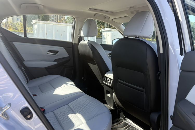 Used Nissan Sylphy 2023 Super Hybrid Electric Drive Ultra-Luxury Model Interior 4