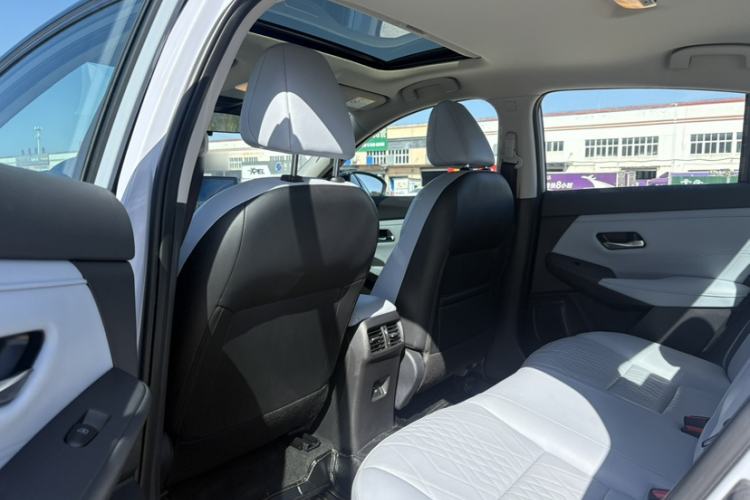 Used Nissan Sylphy 2023 Super Hybrid Electric Drive Ultra-Luxury Model Interior 6