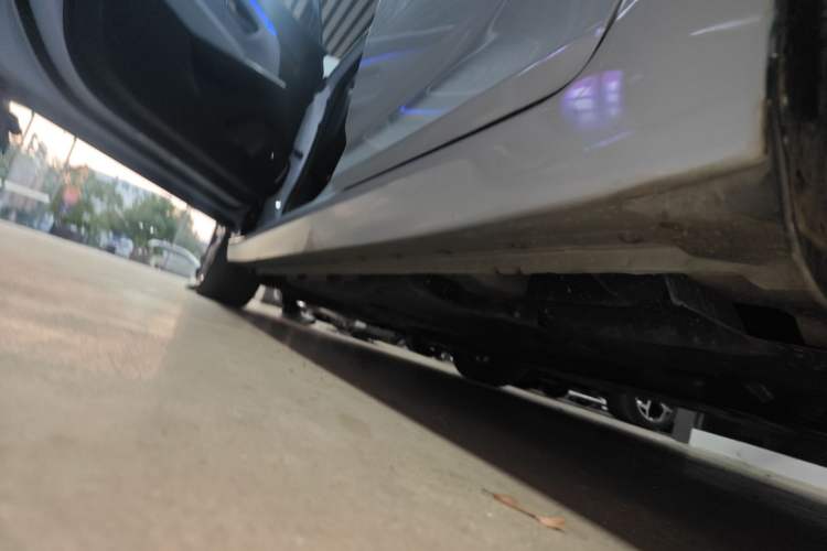 Used Nissan Sylphy 2023 Super Hybrid Electric Drive Ultra-Luxury Model Left Side Sill