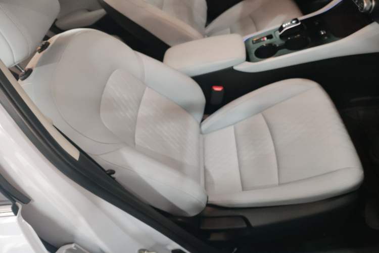 Used Nissan Sylphy 2023 Super Hybrid Electric Drive Ultra-Luxury Model Right Front Seat