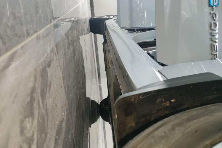 Used Nissan Sylphy 2023 Super Hybrid Electric Drive Ultra-Luxury Model Right Side Sill