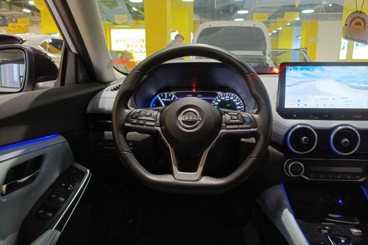 Used Nissan Sylphy 2023 Super Hybrid Electric Drive Ultra-Luxury Model Steering Wheel