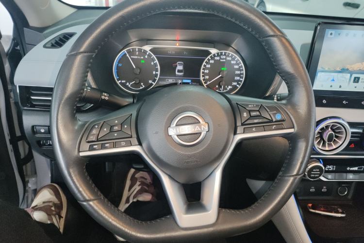 Used Nissan Sylphy 2023 Super Hybrid Electric Drive Ultra-Luxury Model Steering Wheel