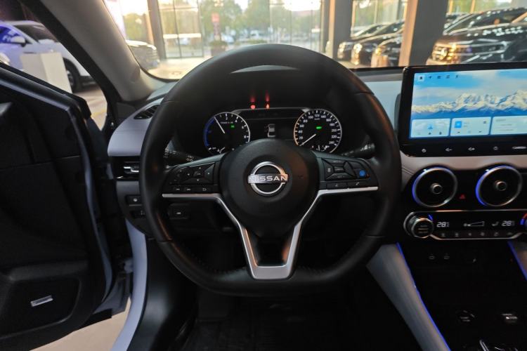 Used Nissan Sylphy 2023 Super Hybrid Electric Drive Ultra-Luxury Model Steering Wheel