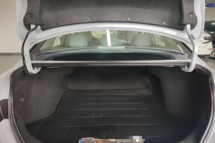 Used Nissan Sylphy 2023 Super Hybrid Electric Drive Ultra-Luxury Model Trunk