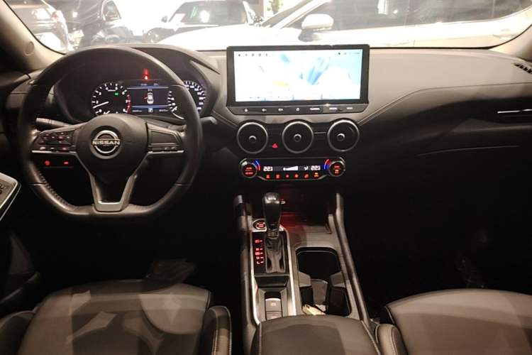 Used Nissan Sylphy 2023 1.6L CVT Enjoyment Edition Center Console
