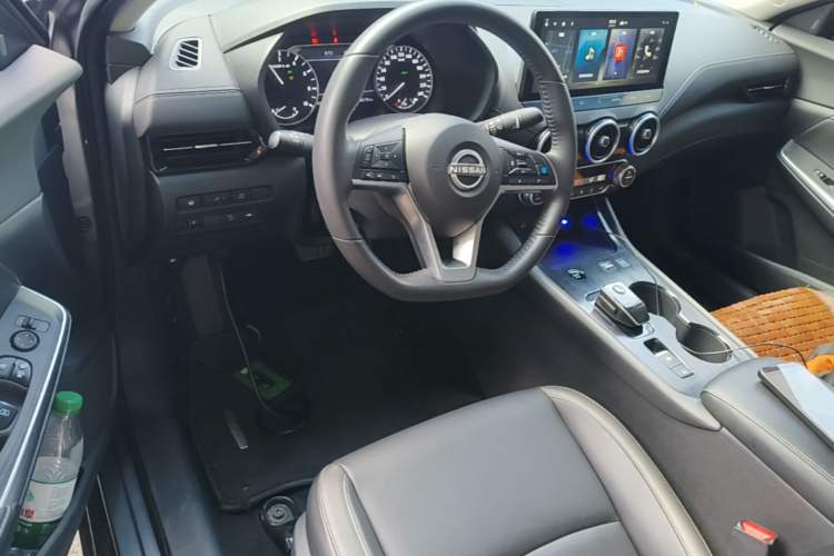 Used Nissan Sylphy 2023 Super Hybrid Electric Drive Super Intelligent Driving Max Center Console