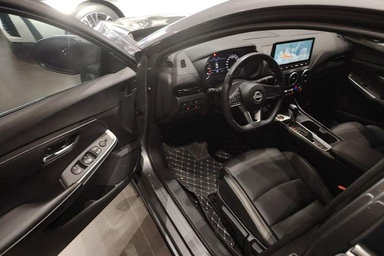 Used Nissan Sylphy 2023 1.6L CVT Enjoyment Edition Driver Seat