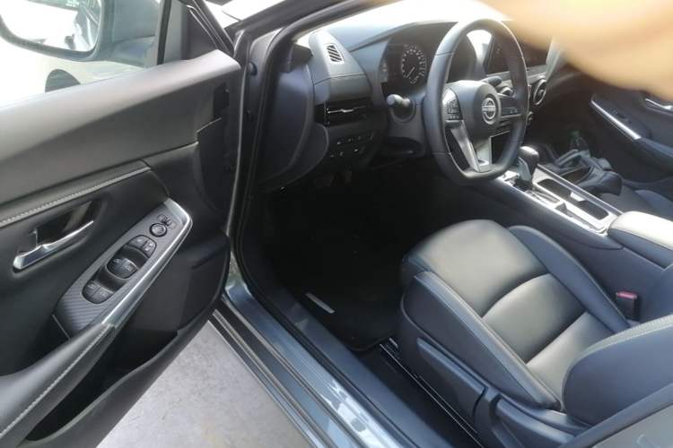 Used Nissan Sylphy 2023 Revised 1.6L CVT Enjoyment Edition Driver Seat