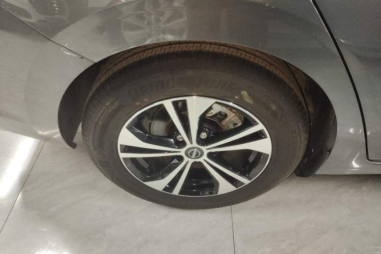 Used Nissan Sylphy 2023 1.6L CVT Enjoyment Edition Exterior 4