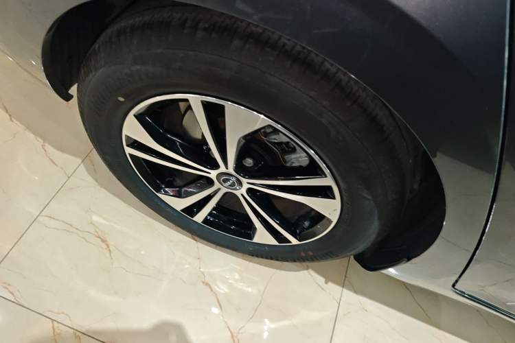 Used Nissan Sylphy 2023 Revised 1.6L CVT Enjoyment Edition Exterior 5