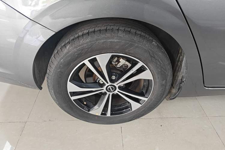 Used Nissan Sylphy 2023 1.6L CVT Enjoyment Edition Exterior 5