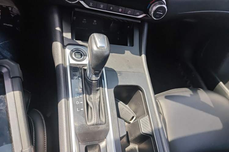 Used Nissan Sylphy 2023 1.6L CVT Enjoyment Edition Gear Lever