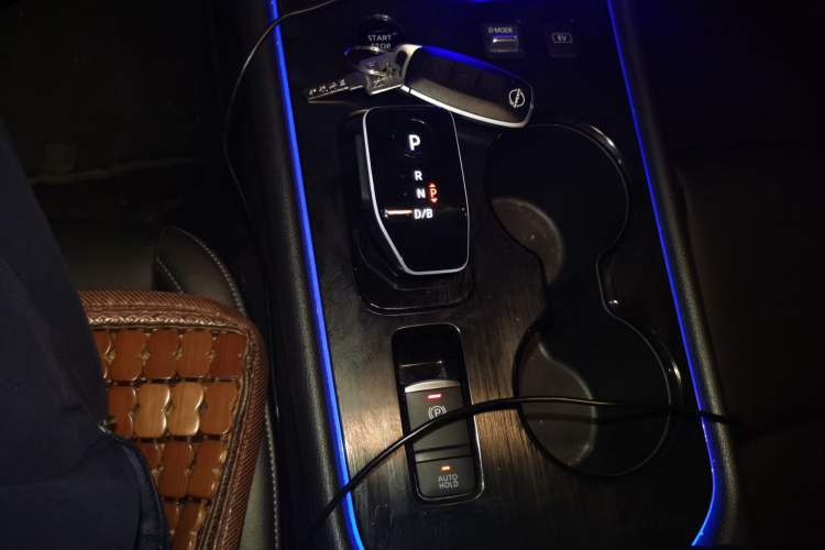 Used Nissan Sylphy 2023 Super Hybrid Electric Drive Super Intelligent Driving Max Gear Lever