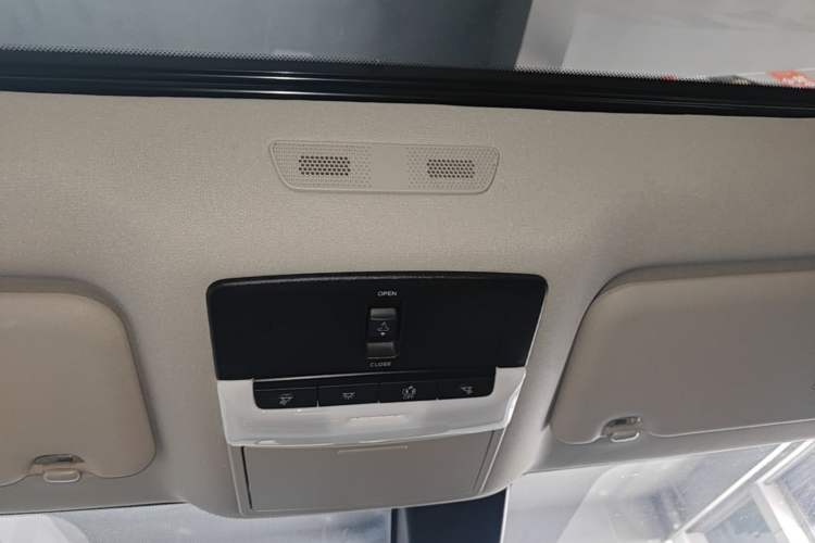 Used Nissan Sylphy 2023 1.6L CVT Enjoyment Edition Headliner