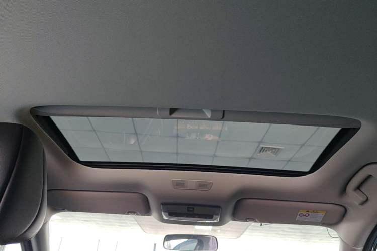Used Nissan Sylphy 2023 Revised 1.6L CVT Enjoyment Edition Headliner