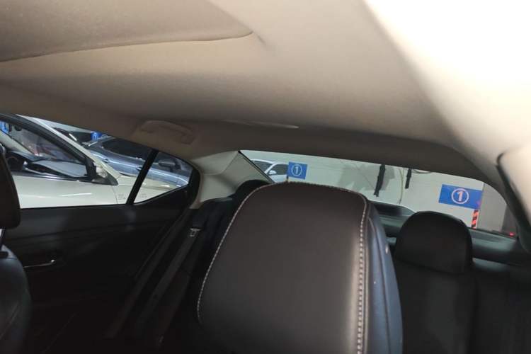 Used Nissan Sylphy 2023 1.6L CVT Enjoyment Edition Headliner