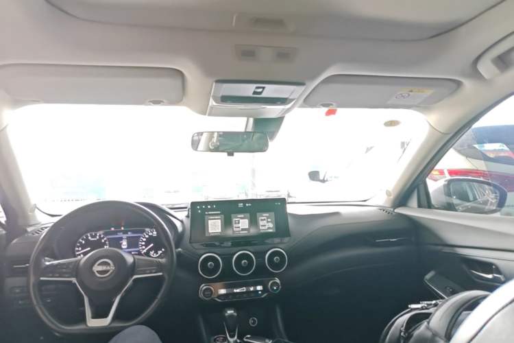 Used Nissan Sylphy 2023 1.6L CVT Enjoyment Edition Headliner