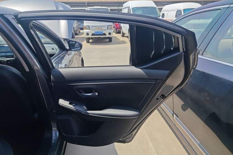 Used Nissan Sylphy 2023 1.6L CVT Enjoyment Edition Interior 6