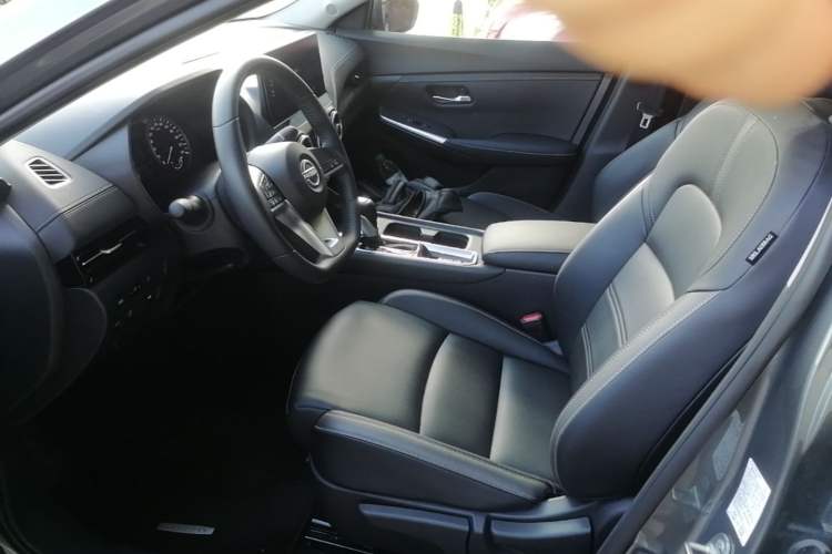 Used Nissan Sylphy 2023 Revised 1.6L CVT Enjoyment Edition Left Front Seat