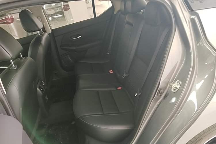 Used Nissan Sylphy 2023 1.6L CVT Enjoyment Edition Left Rear Seat