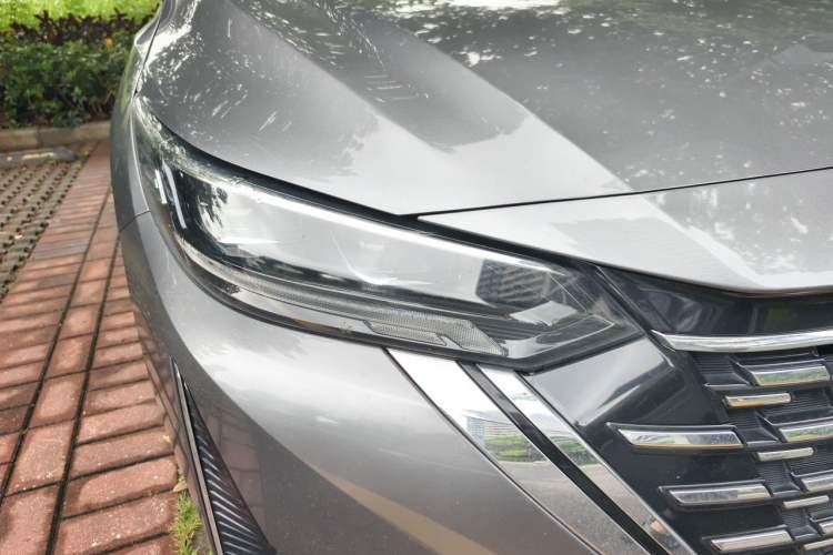 Used Nissan Sylphy 2023 Super Hybrid Electric Drive Super Intelligent Driving Max Right Front Headlight