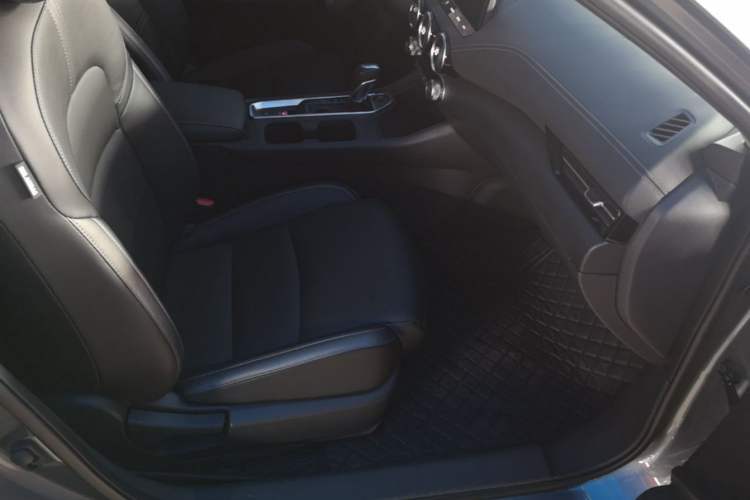 Used Nissan Sylphy 2023 1.6L CVT Enjoyment Edition Right Front Seat