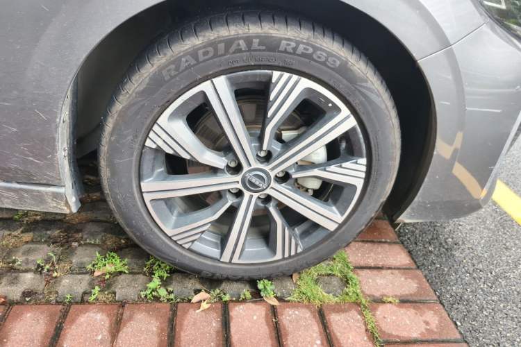 Used Nissan Sylphy 2023 Super Hybrid Electric Drive Super Intelligent Driving Max Right Front Wheel Hub