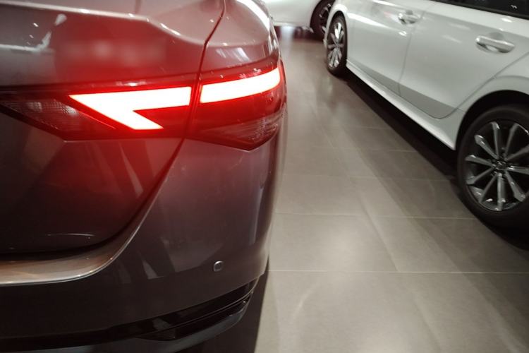 Used Nissan Sylphy 2023 1.6L CVT Enjoyment Edition Right Rear Taillight