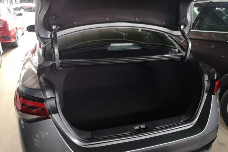 Used Nissan Sylphy 2023 1.6L CVT Enjoyment Edition Trunk