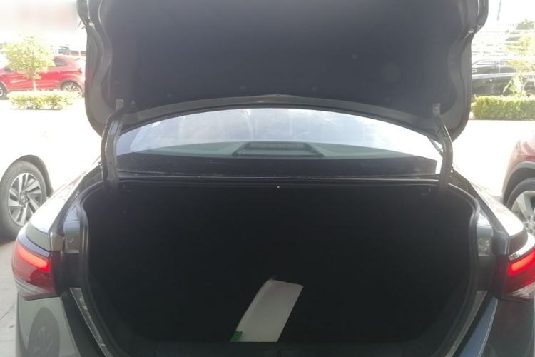 Used Nissan Sylphy 2023 Revised 1.6L CVT Enjoyment Edition Trunk